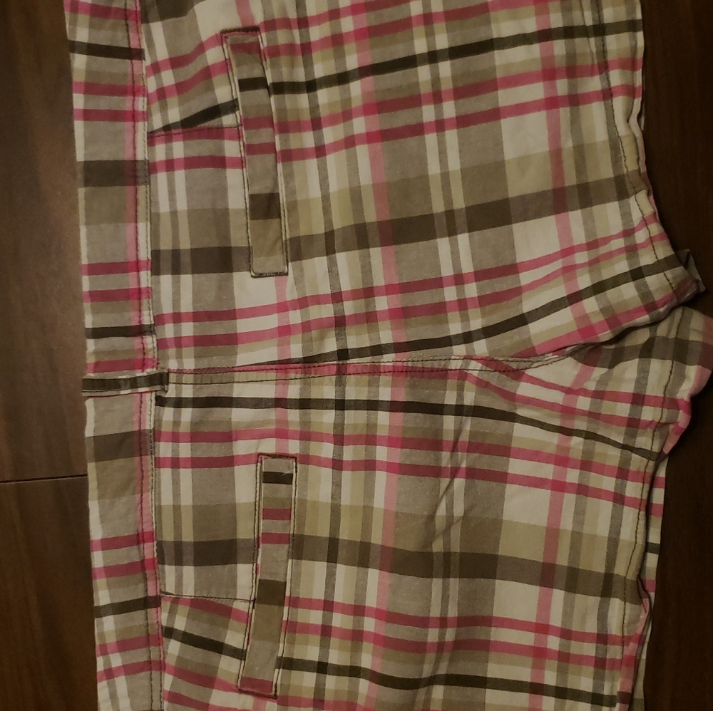 Shorts - Picture 2 of 5
